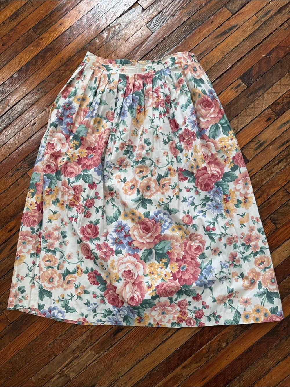 Floral A-Line Midi Skirt in Multicolor